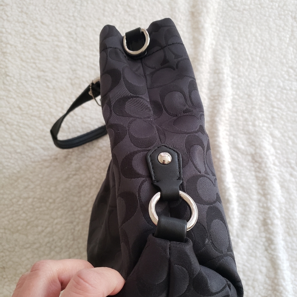 Purse - Picture 4 of 6